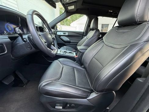 Used 2024 Ford Explorer ST w/ Equipment Group 401A AWD/4WD image 20