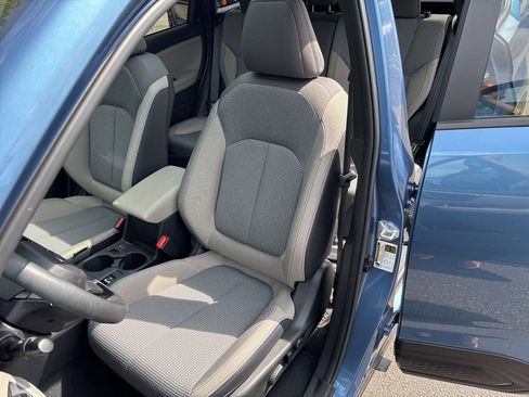 Used 2025 Subaru Forester Premium w/ Convenience Package #1 AWD/4WD image 3