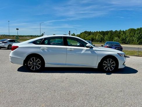 Used 2021 Honda Accord EX-L image 6