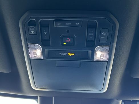 Used 2024 Toyota Tundra Platinum image 35