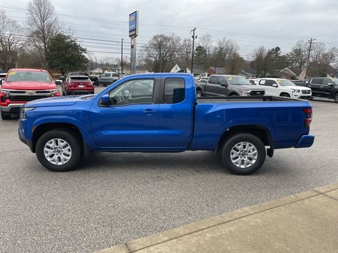 Used 2024 Nissan Frontier SV w/ SV Convenience Package image 39