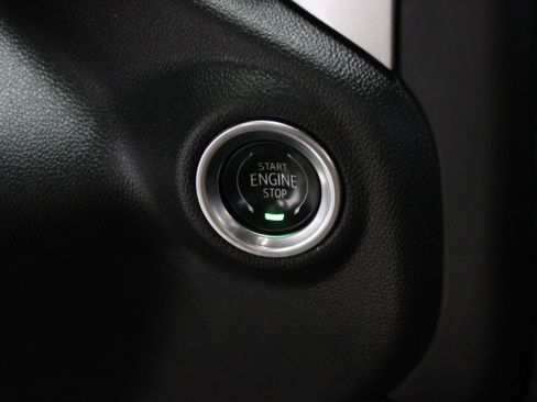 Used 2021 Chevrolet Silverado 1500 LT w/ Safety Package RWD image 19