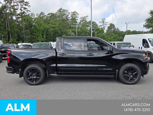 Used 2024 Chevrolet Silverado 1500 High Country w/ Midnight Edition AWD/4WD image 12