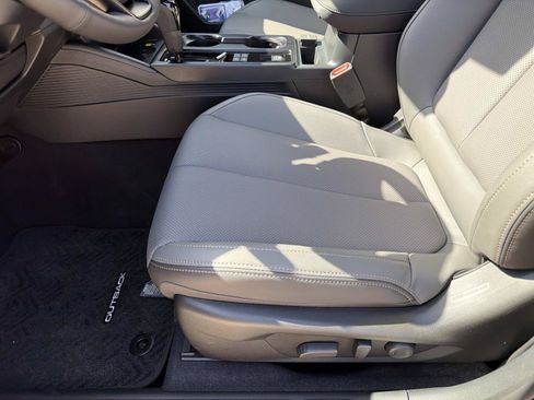 New 2026 Subaru Outback Limited AWD/4WD image 17