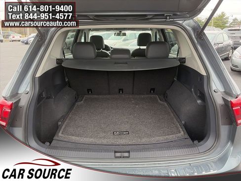 Used 2019 Volkswagen Tiguan SE w/ Panoramic Sunroof Package image 7