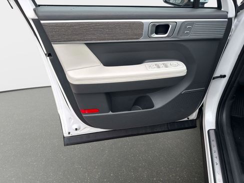 Used 2024 Hyundai Santa Fe Calligraphy image 18