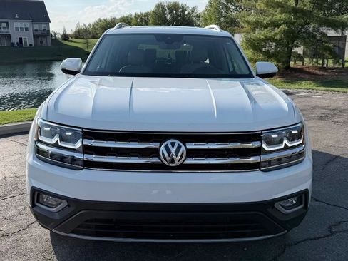 Used 2018 Volkswagen Atlas SEL Premium image 2