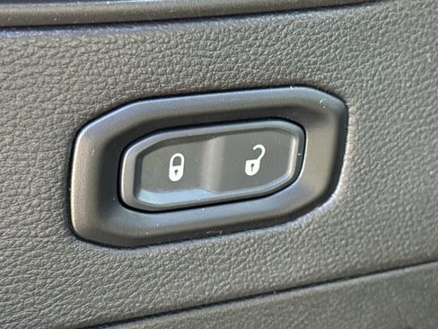 Used 2020 Jeep Wrangler Unlimited Rubicon AWD/4WD image 20