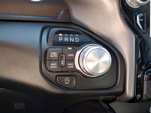 Used 2025 RAM 1500 Laramie w/ Sport Appearance Package AWD/4WD image 15