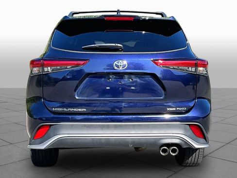 Used 2023 Toyota Highlander XSE AWD/4WD image 5