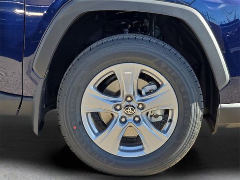 New 2025 Toyota RAV4 XLE image 11