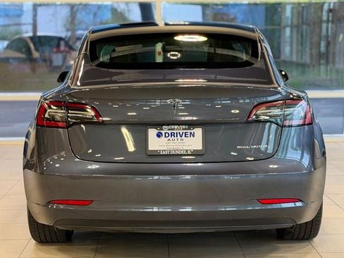 Used 2022 Tesla Model 3 Long Range AWD/4WD image 10