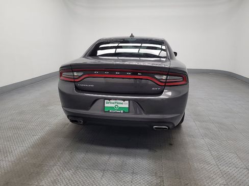 Used 2016 Dodge Charger SXT image 7