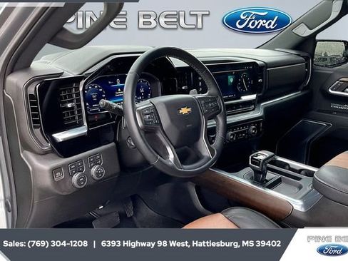 Used 2023 Chevrolet Silverado 1500 High Country image 13