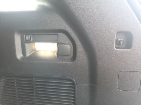 Used 2023 Ford Explorer XLT w/ Equipment Group 202A image 12