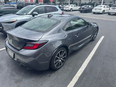 Used 2023 Toyota GR86 RWD image 2