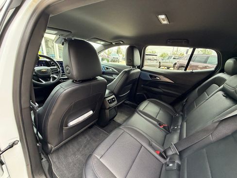 Used 2025 Chevrolet Equinox EV LT w/ Convenience Package FWD image 24