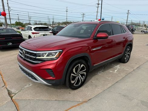 Used 2020 Volkswagen Atlas Cross Sport SEL Premium AWD/4WD image 6