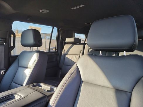 Certified 2024 Chevrolet Suburban LT AWD/4WD image 25