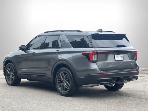 New 2026 Ford Explorer ST-Line w/ ST-Line Street Pack RWD image 22