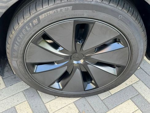 Used 2024 Tesla Model 3 Long Range RWD image 41