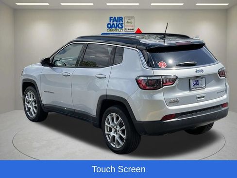 Certified 2025 Jeep Compass Limited AWD/4WD image 9