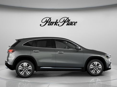 Used 2026 Mercedes-Benz GLA 250 4MATIC image 24