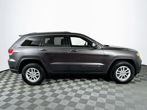 Used 2020 Jeep Grand Cherokee Laredo AWD/4WD image 8