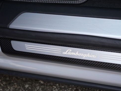 Used 2024 Lamborghini Urus Performante image 29