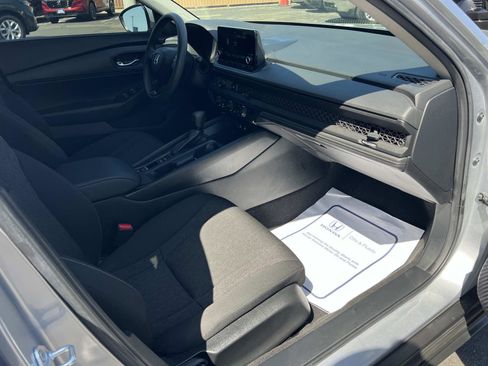 Used 2023 Honda Accord LX image 26