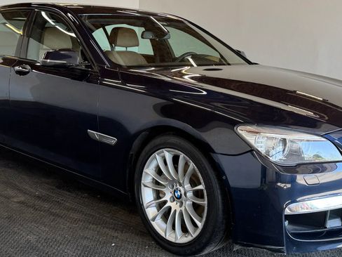 Used 2015 BMW 740Li AWD/4WD image 4