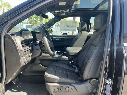 New 2026 Chevrolet Tahoe High Country w/ LPO, Get Active Package AWD/4WD image 20