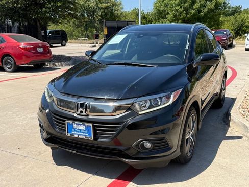 Used 2022 Honda HR-V EX image 1