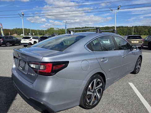 Used 2022 Subaru Legacy Limited image 5