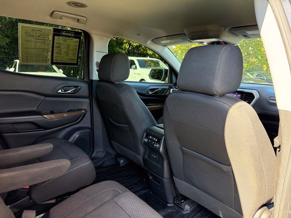 Used 2020 GMC Acadia SLE w/ LPO, Floor Liner Package FWD image 39