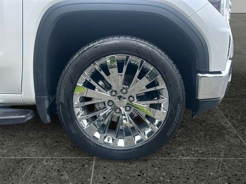 Certified 2023 GMC Sierra 1500 SLT w/ SLT Premium Package image 9