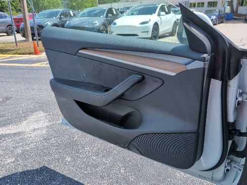 Used 2022 Tesla Model 3 Long Range image 19