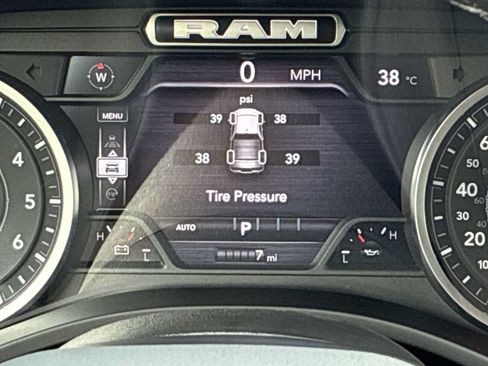 New 2026 RAM 1500 Big Horn AWD/4WD image 10