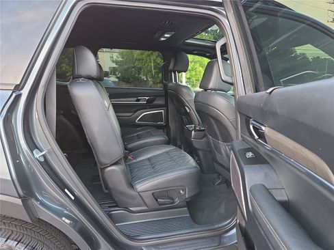 Used 2023 Kia Telluride EX X-Line AWD/4WD image 28