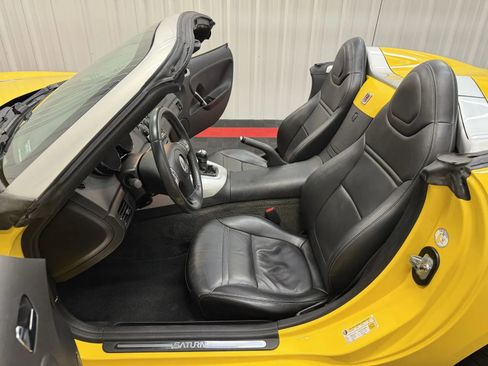 Used 2007 Saturn Sky w/ Premium Trim Pkg RWD image 38