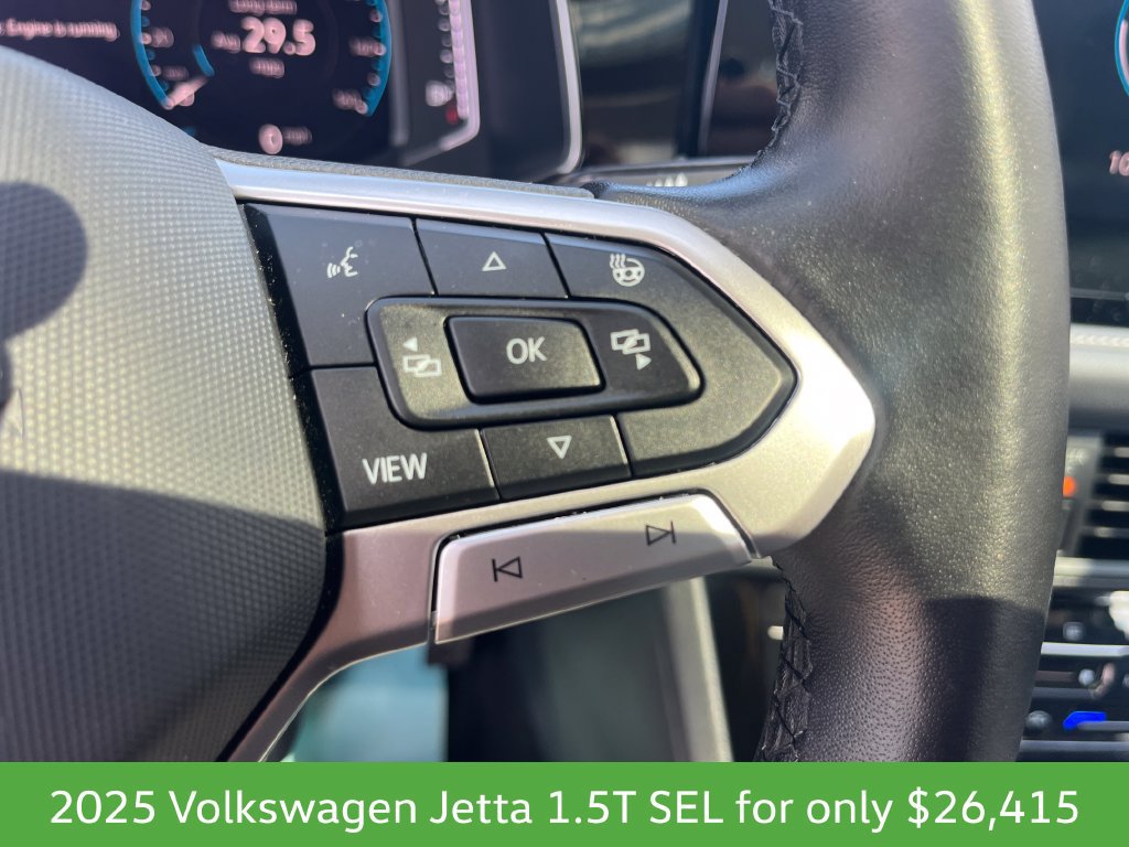 Used 2025 Volkswagen Jetta SEL FWD image 27