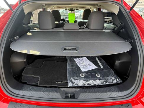 Certified 2025 Subaru Crosstrek 2.0i Premium image 34