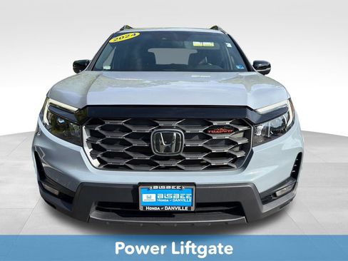 Used 2024 Honda Passport TrailSport image 11