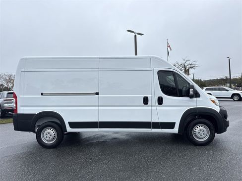New 2026 RAM ProMaster 2500 w/ Convenience Group image 2