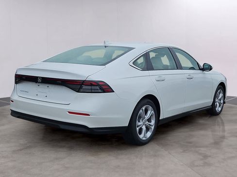 New 2026 Honda Accord LX image 3