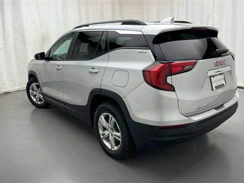 Used 2021 GMC Terrain SLE w/ Driver Convenience Package image 36