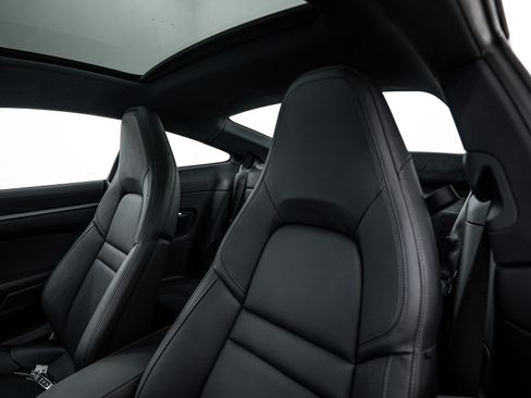 Certified 2021 Porsche 911 Carrera image 23