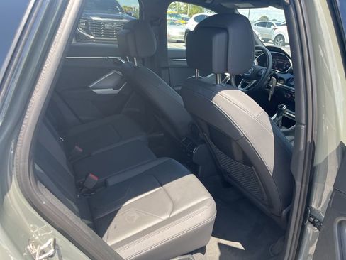 Used 2025 Audi Q3 2.0T Premium image 7