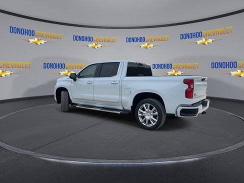 New 2026 Chevrolet Silverado 1500 High Country w/ High Country Premium Package AWD/4WD image 9