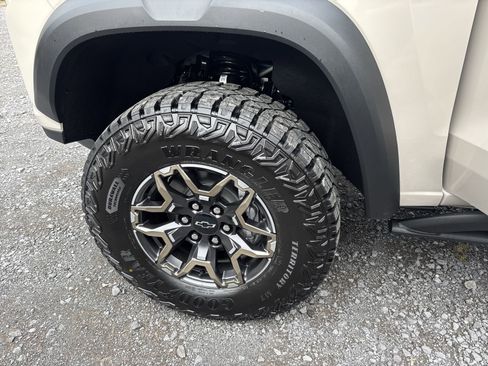 New 2026 Chevrolet Colorado ZR2 w/ Technology Package image 13